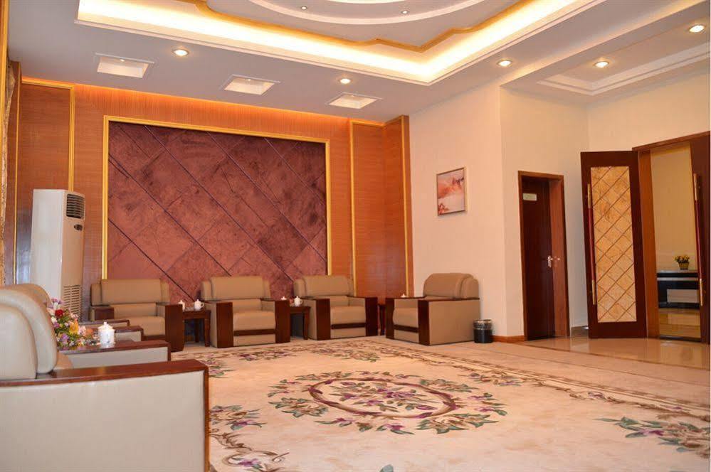 Golden Peacock Resort Hotel Beira Exteriör bild